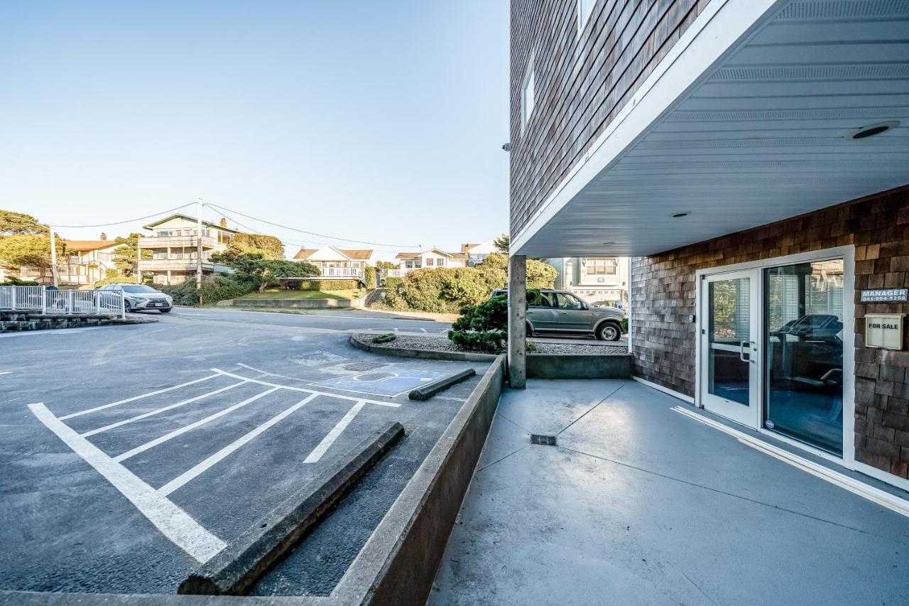 Appartamento Oceanfront Contemporary Lincoln City Esterno foto